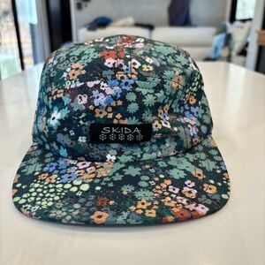 Skida Women's Floral Five-Panel Camp Hat in Bitterroot
